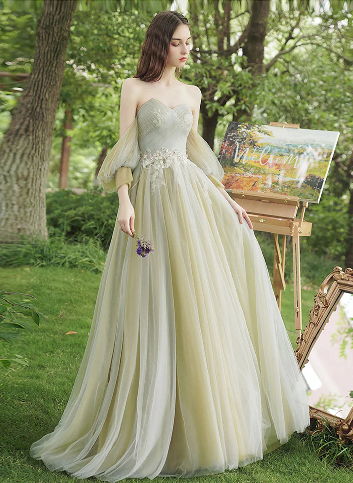 A-line Green Tulle Off Shoulder Lace Applique Full Of Charm Prom Dress