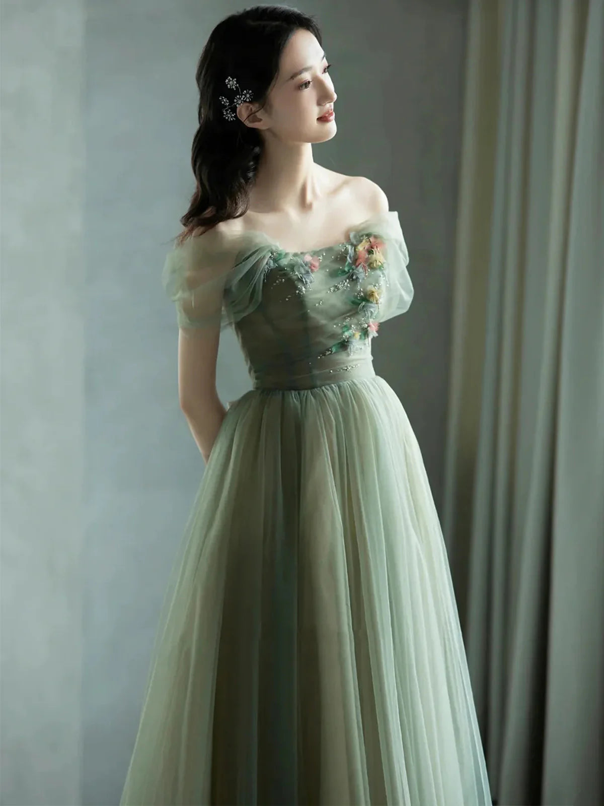 A-line Green Tulle Off Shoulder with Flowers Full Of Charm Prom Dress