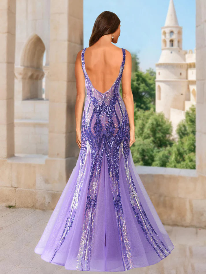 Trumpet/Mermaid V-Neck Sleeveless Sequins Unique Design Prom Dresses