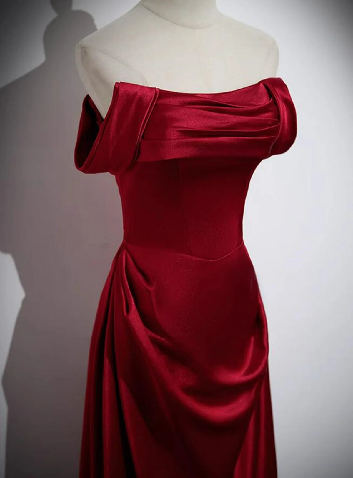 A-line Sleeveless Wine Red Satin Full Of Charm Prom Dress