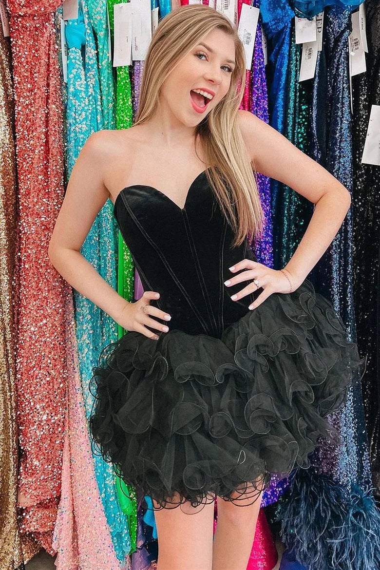 Black Velvet Strapless Ruffles Short Retract Your Waist Homecoming Dress