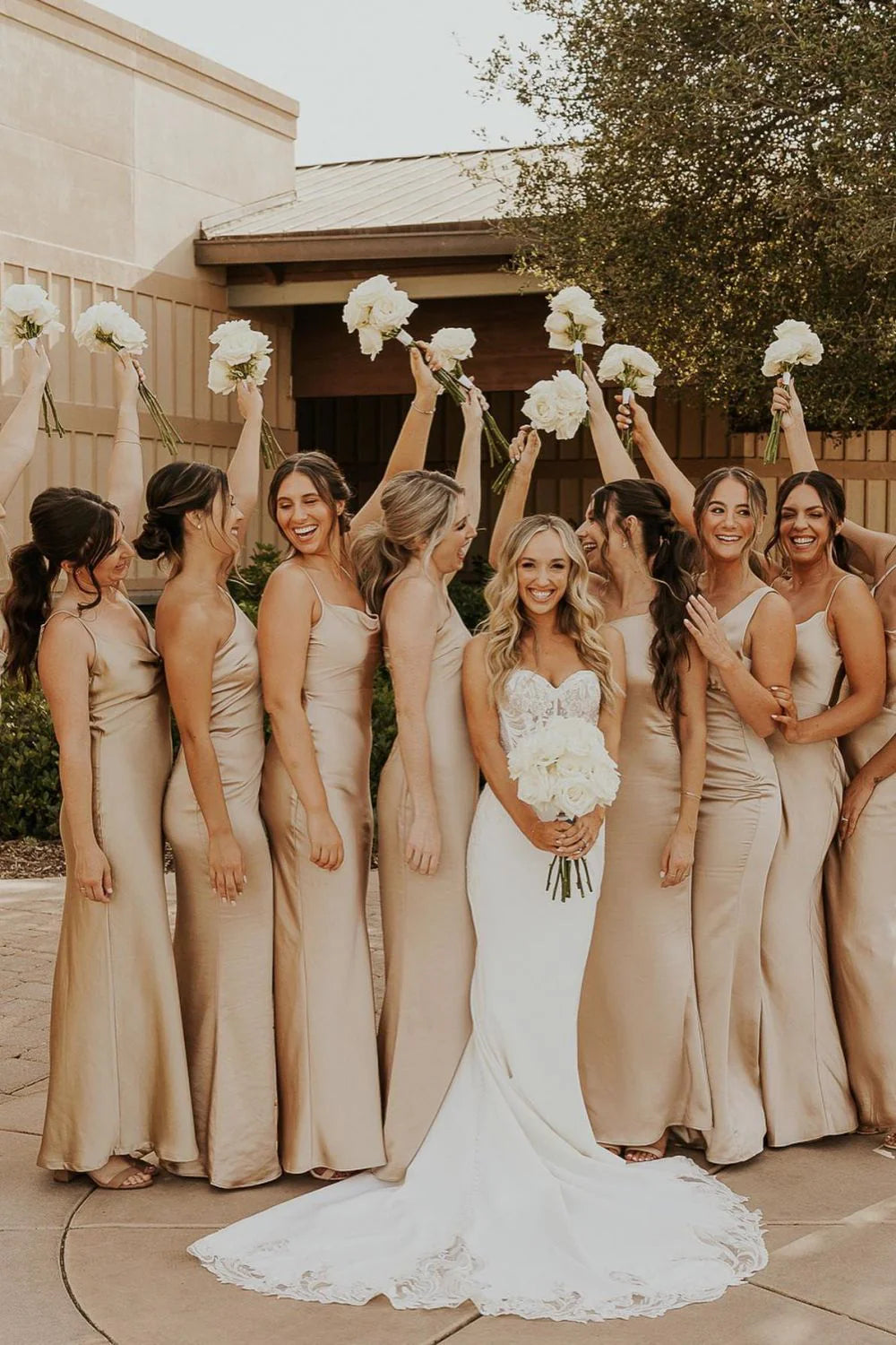 Elegant Mermaid Sweetheart White Corset Full Of Charm Wedding Dress