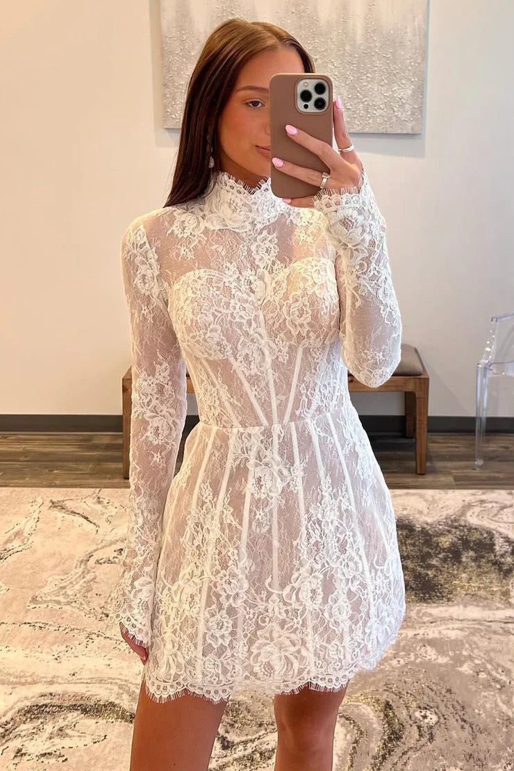 Charming Sheath High Neck Lace Short Homecoming Dressees