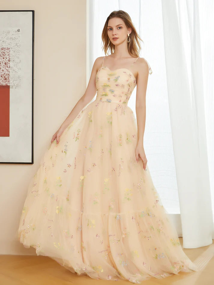 Retro A-Line Tulle Embroidery Long   Retract Your Waist  Prom Dresses