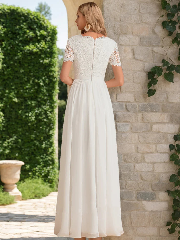 A-Line/Princess V-Neck Short Sleeves Lace Retract Your Waist Wedding Dresses