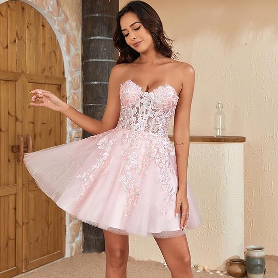 Women Short Sweetheart with Lace Appliques Full Of Charm Homecoming Dresses