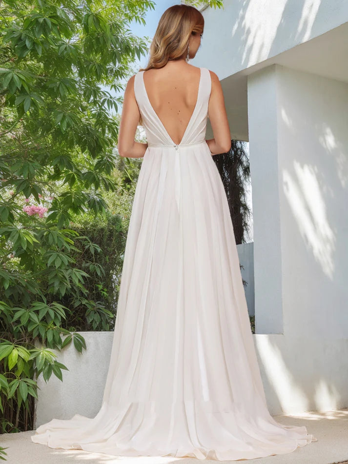 A-Line/Princess V-Neck Sleeveless Formal Ruched Retract Your Waist Wedding Dresses