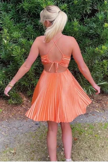 A-Line Spaghetti Straps V-Neck Pleated Sleeveless Short Homecoming Dress