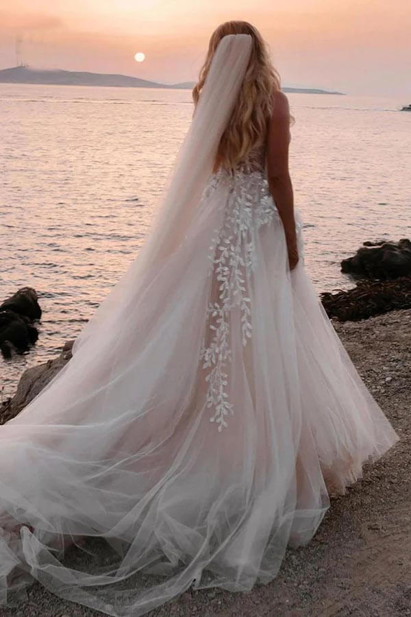 A-line Sweetheart Lace Appliques Boho Long Wedding Dress