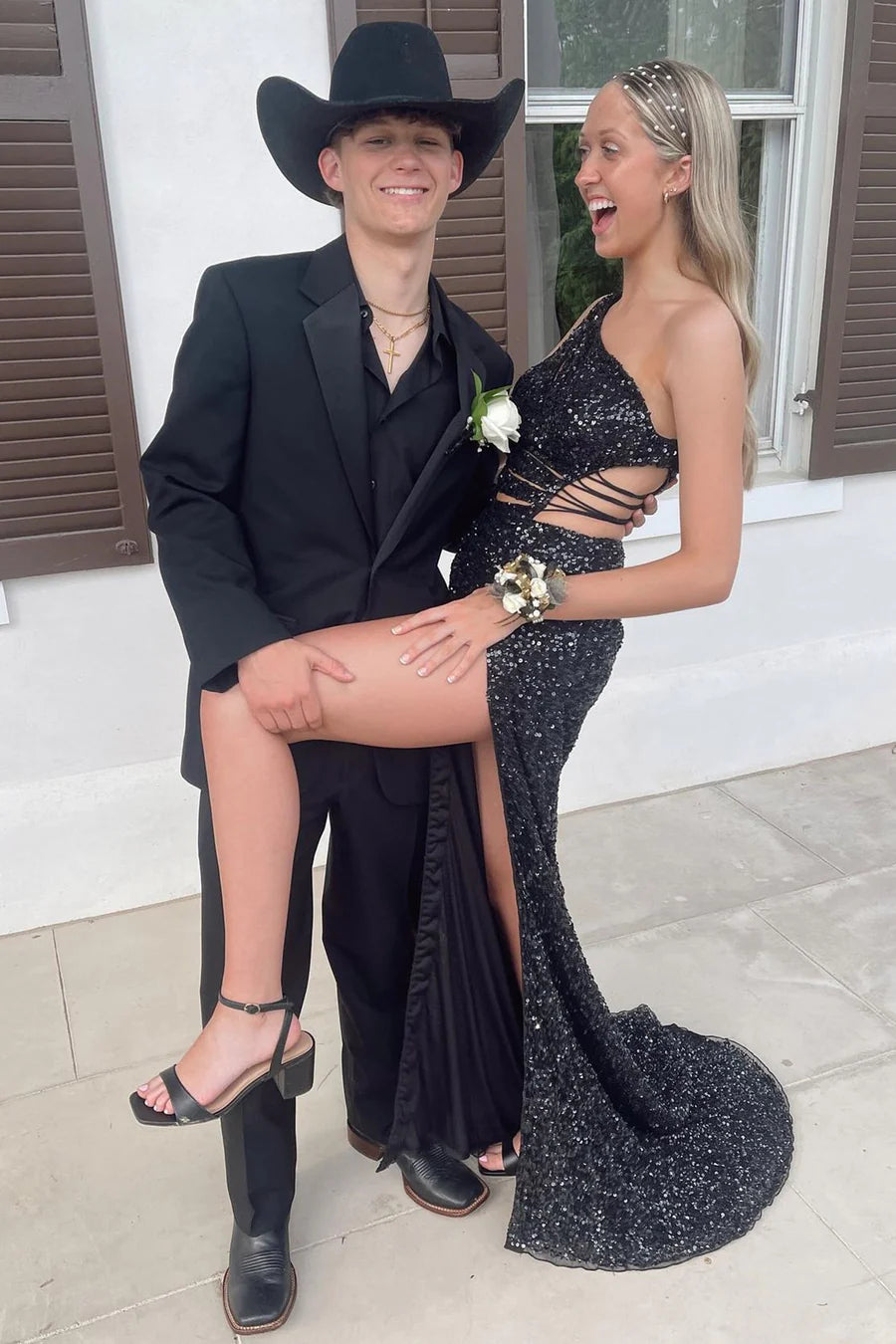 Black Sequin One-Shoulder Keyhole Lace-Up Long Prom Dress