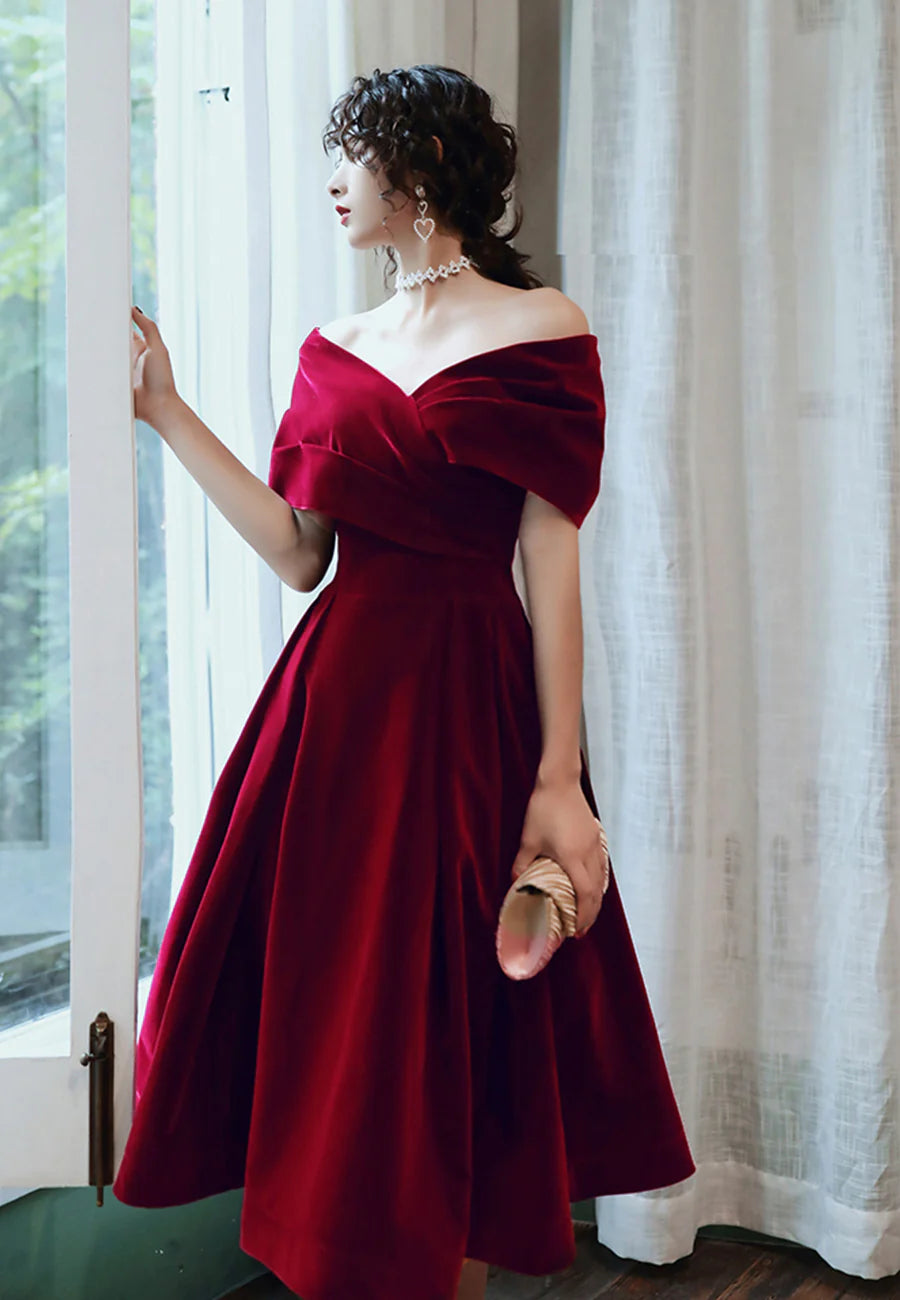Burgundy Velvet Short Prom Dresses, A-Line Off the Shoulder Evening Dresses