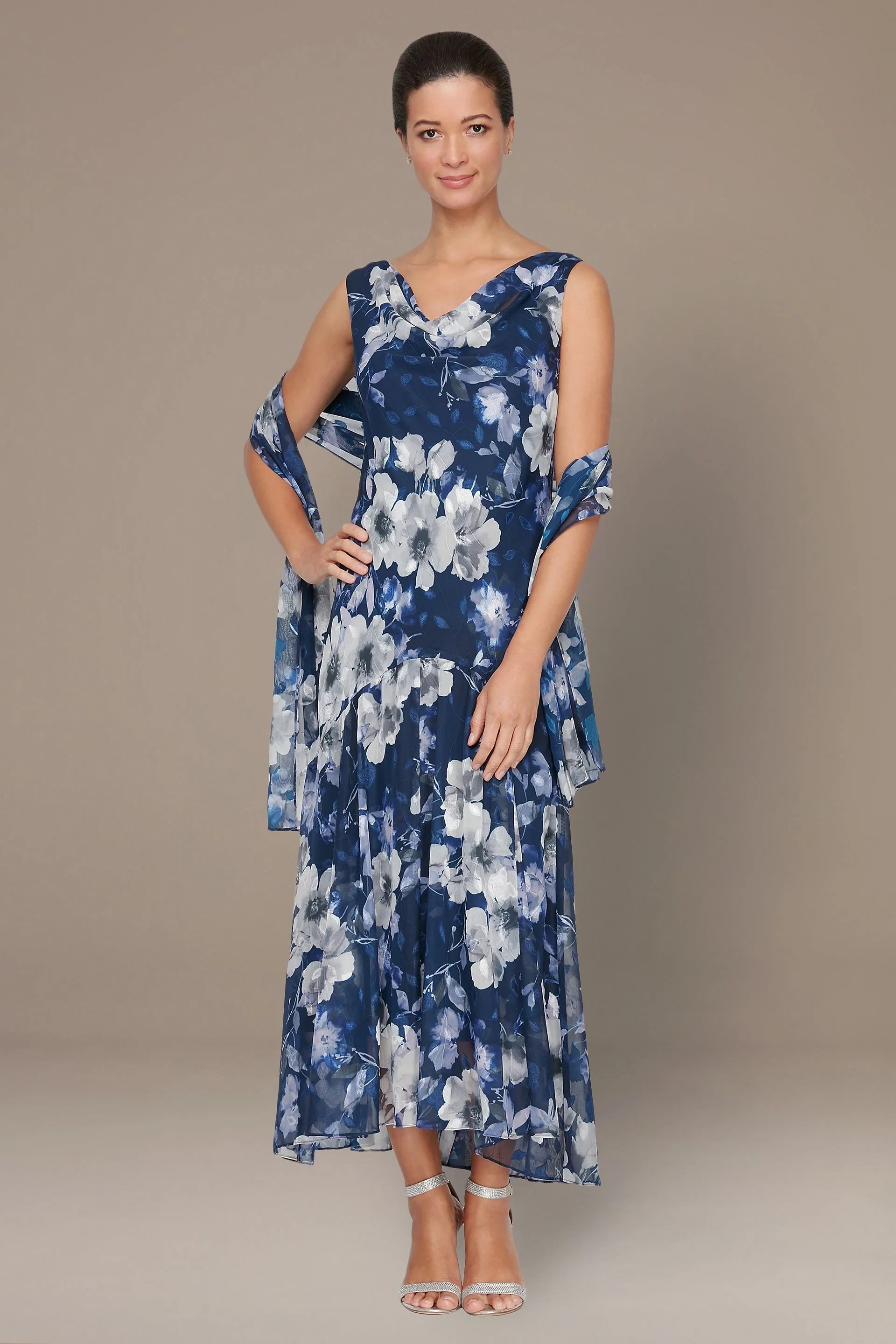 Charming Chiffon A-Line Cowl Neck Sleeveless V-Back Midi Mother of the Bride Dresses