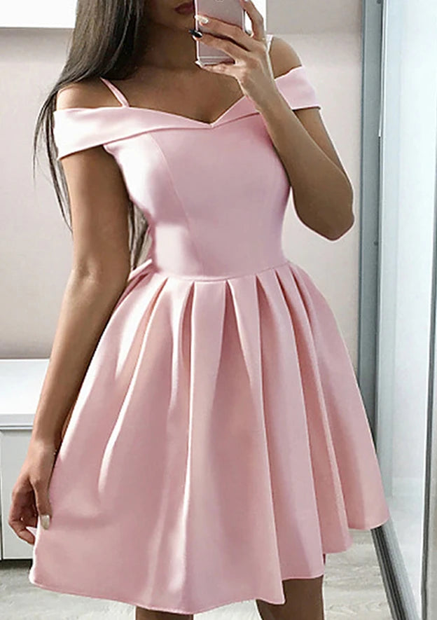 Charming Satin A-Line Sweetheart Off-Shoulder Short V-Back Pleated Homecoming Dresses