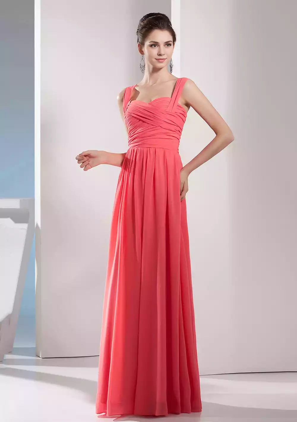 Charming and elegant A-line/princess sweetheart collar long chiffon pleated Prom Dresses