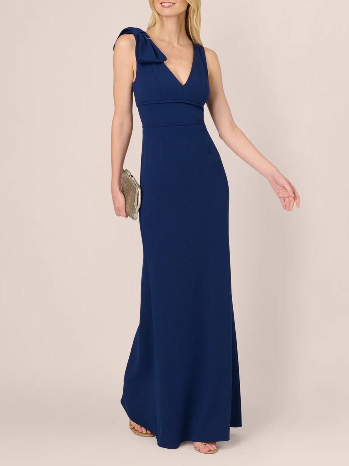 Chic Mermaid V-Neck Sleeveless Zipper-Back Floor-Length Bow-Shoulder Evening Dress