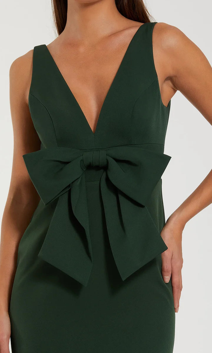 Chic Mermaid V Neck Sleeveless Bow Waist Floor Length Mother of the Bride Dress