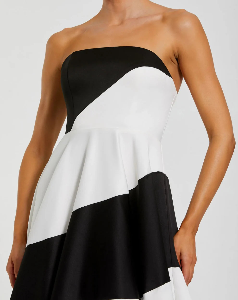 Chic Monochrome Stripe Ball Gown Strapless Sweetheart Sleeveless Zipper Back Floor-Length Evening Dresses