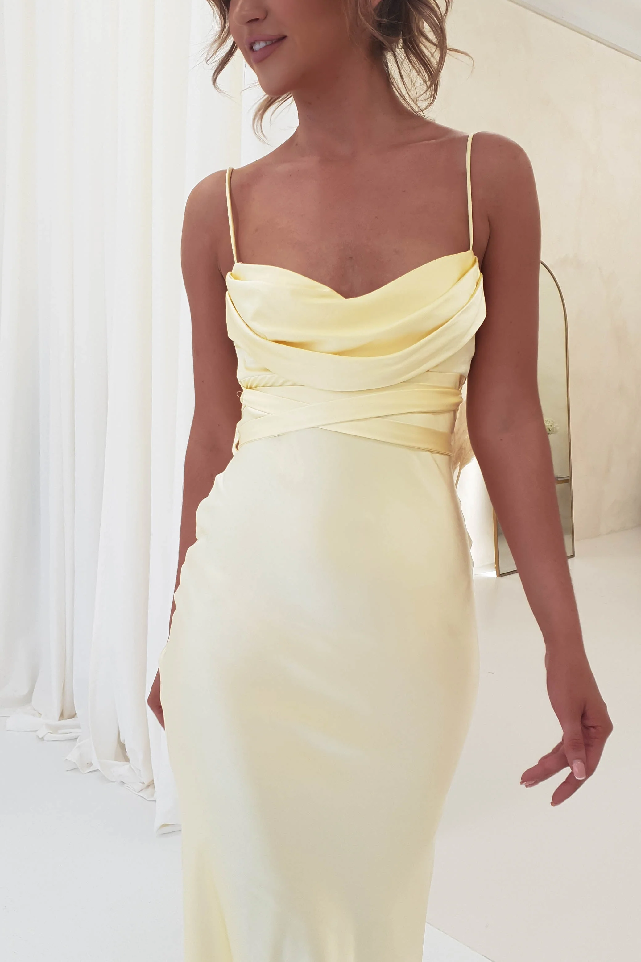 Chic Pale Yellow Satin Cowl Neck Spaghetti Strap Ruched Tie-Back Midi Evening Dresses