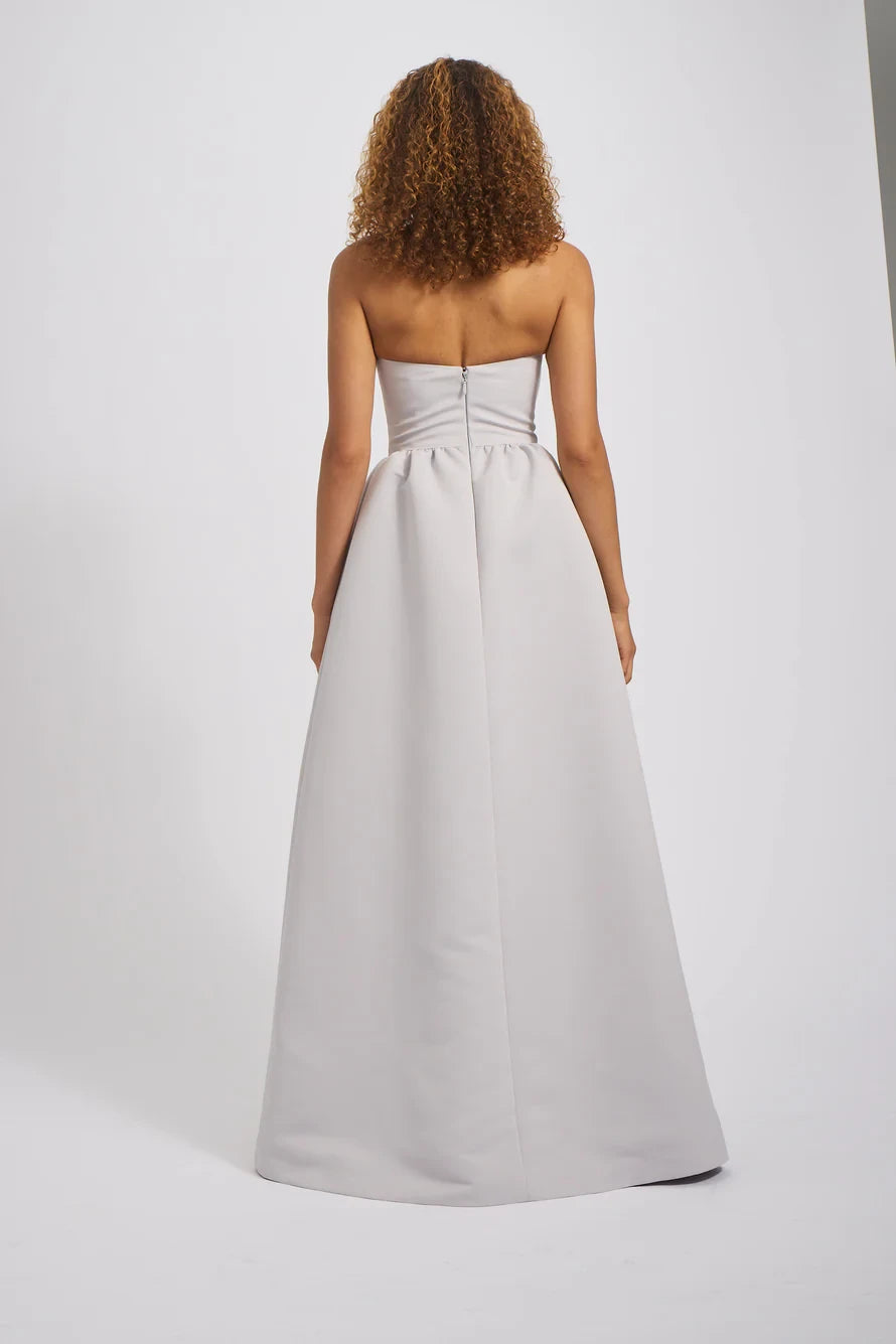 Chic Satin A-Line Strapless Sweetheart Sleeveless Zipper Back Floor-Length Bridesmaid Dresses with Bow Detail