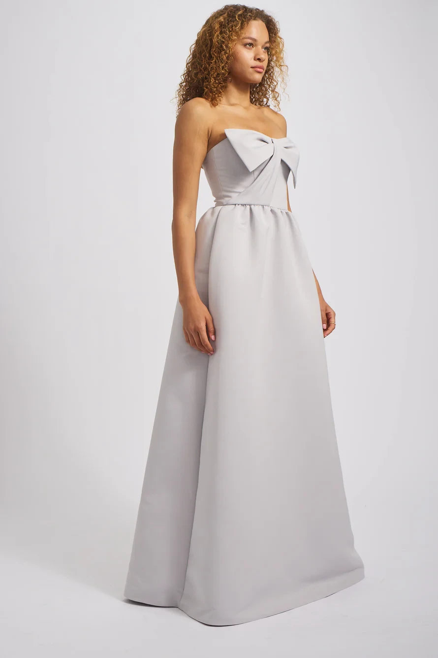 Chic Satin A-Line Strapless Sweetheart Sleeveless Zipper Back Floor-Length Bridesmaid Dresses with Bow Detail
