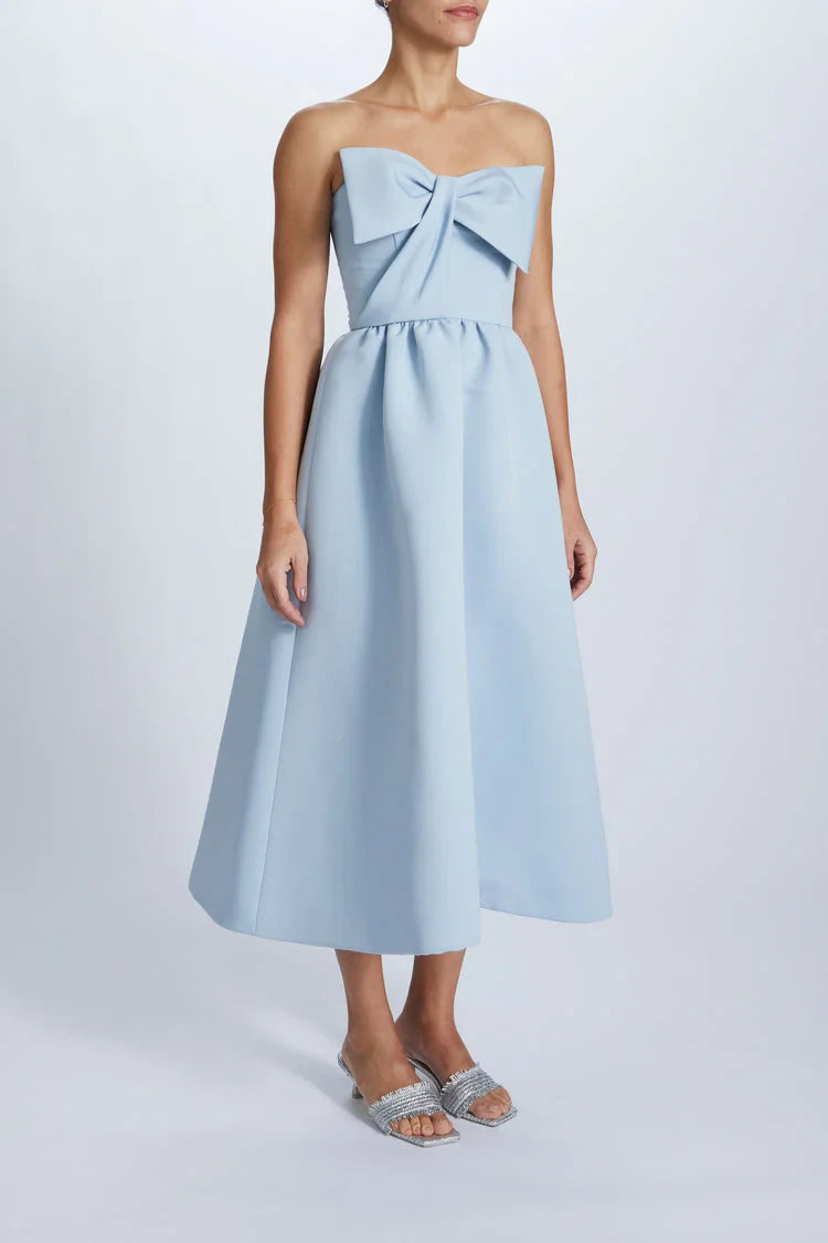 Chic Satin A-Line Strapless Sweetheart Sleeveless Zipper Back Midi Bridesmaid Dresses