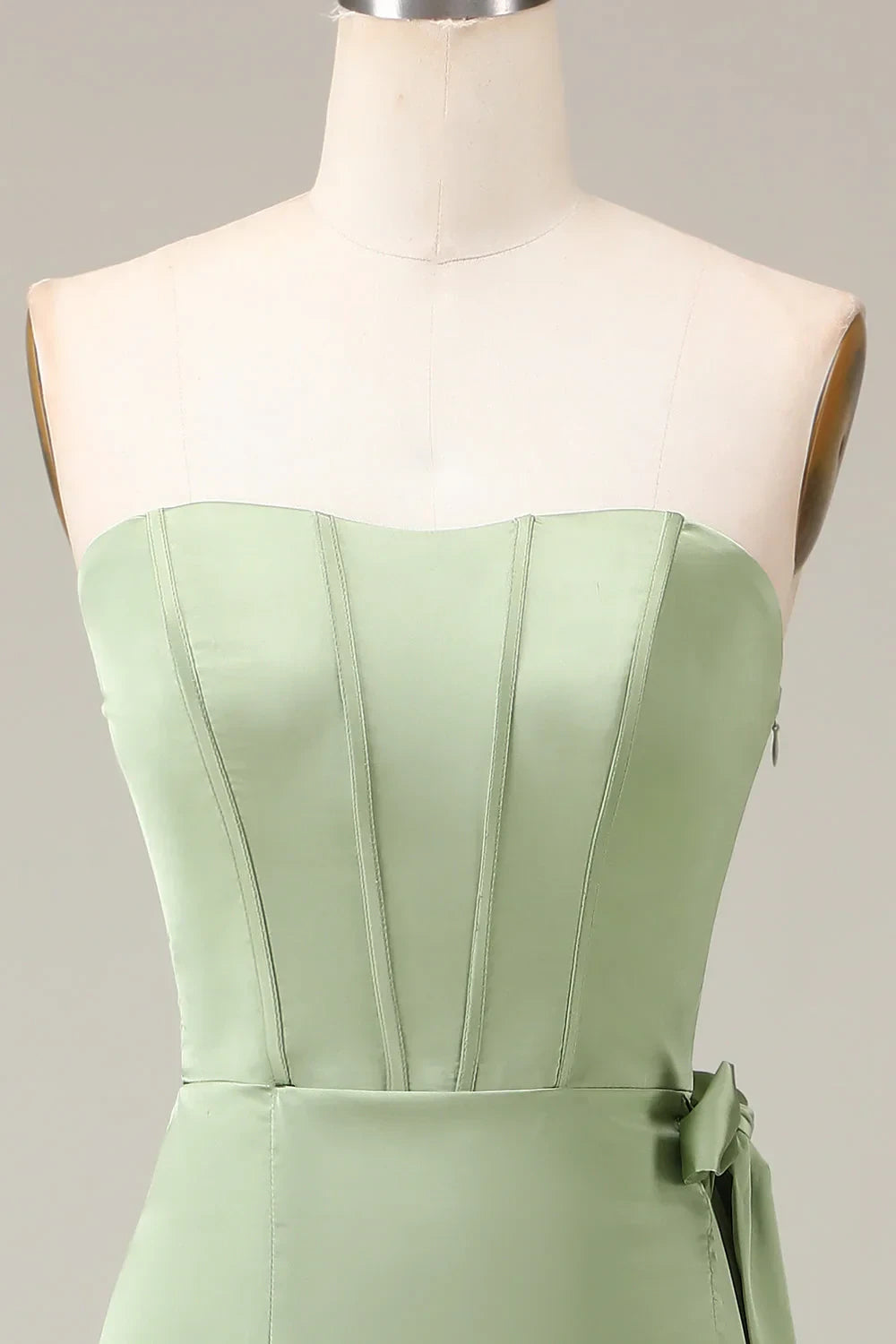 Chic Satin A-Line Strapless Sweetheart Sleeveless Zipper Back with Tie-Waist Floor-Length Bridesmaid Dresses