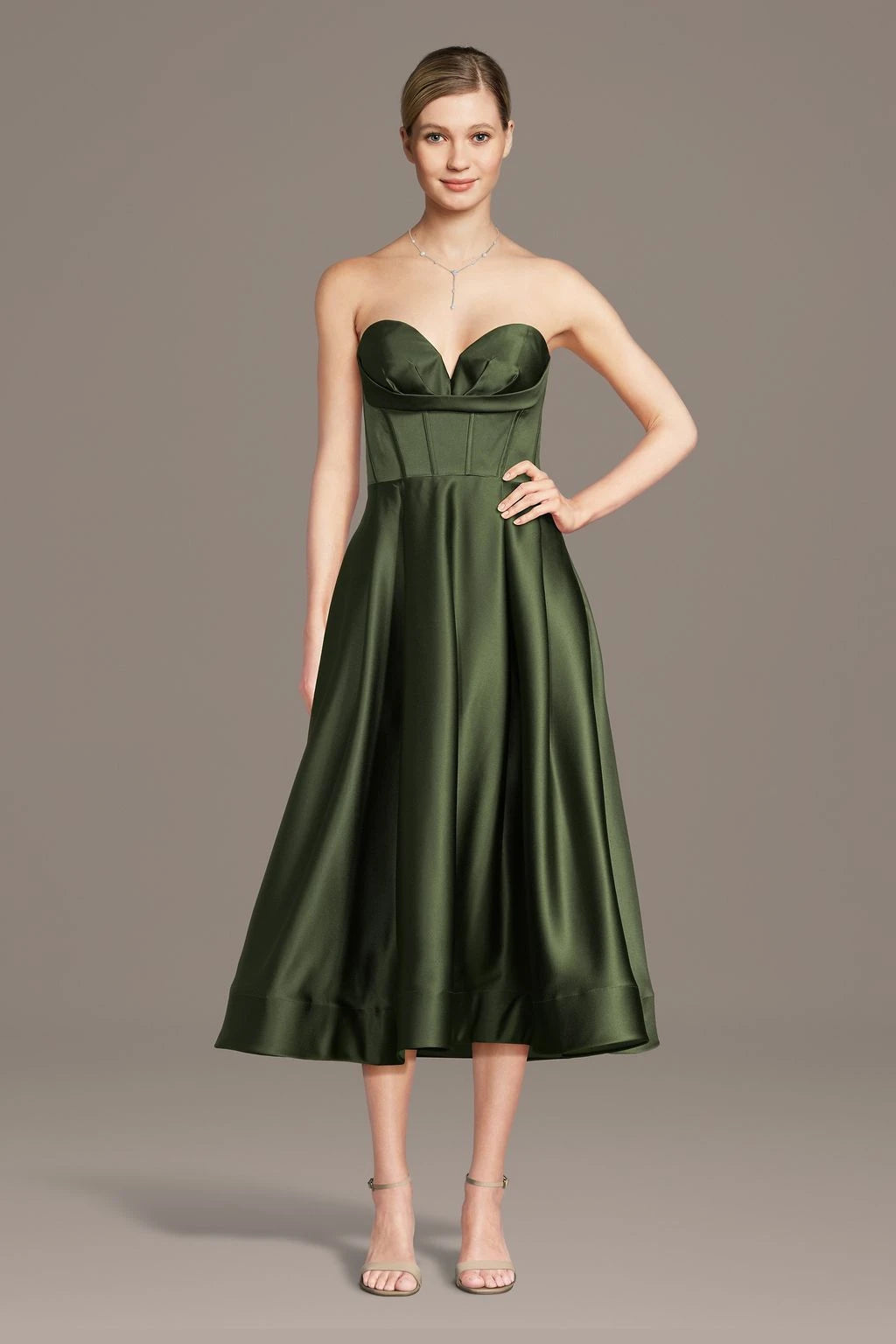 Chic Satin A-Line Sweetheart Sleeveless Zipper Back Midi Length Mother of the Bride Dresses