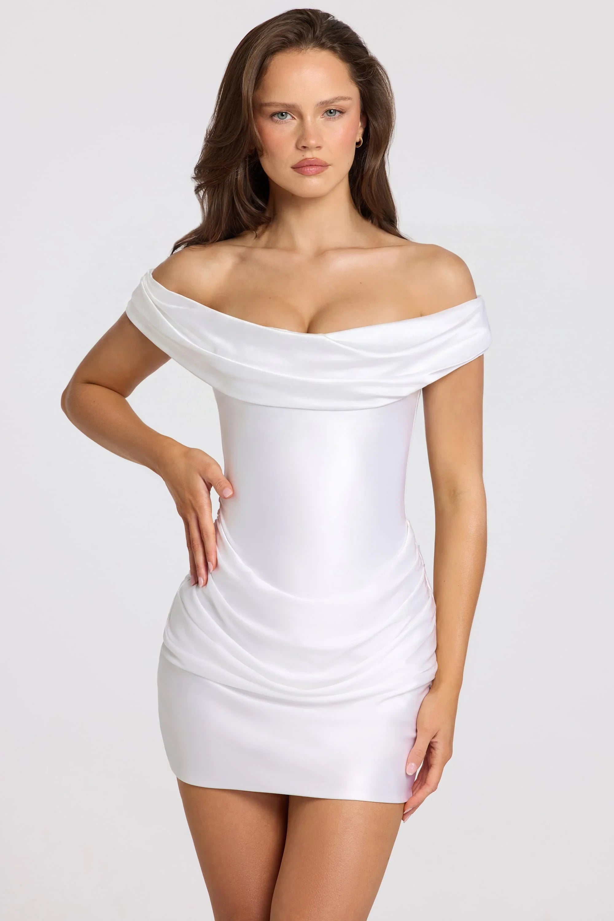 Chic Satin Sheath Draped Off-Shoulder Sleeveless Ruched Back Mini Homecoming Dresses