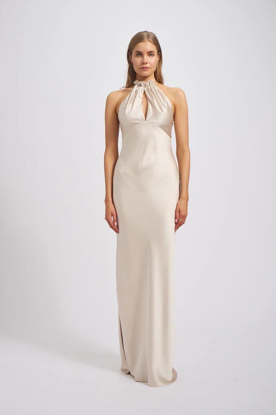 Chic Satin Sheath Halter Neck Sleeveless Keyhole Back Floor-Length Bridesmaid Dresses