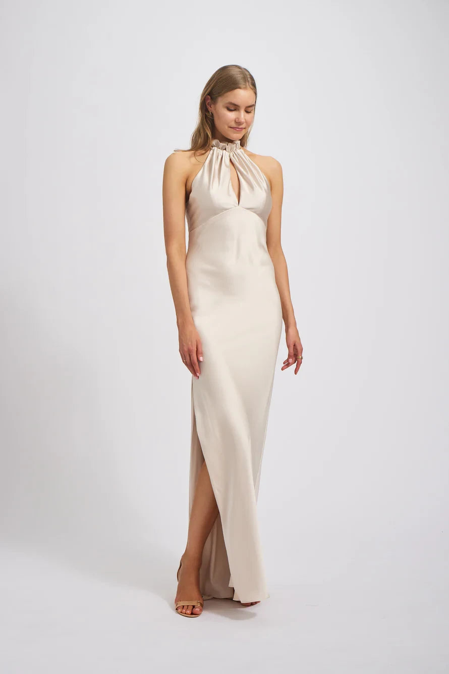 Chic Satin Sheath Halter Neck Sleeveless Keyhole Back Floor-Length Bridesmaid Dresses