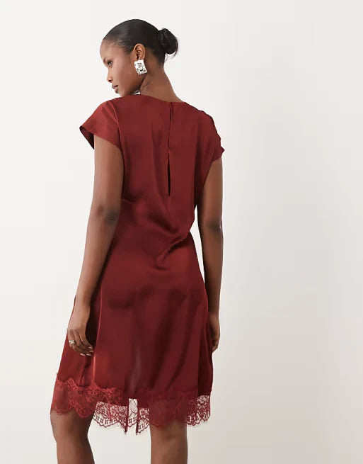 Chic Satin Sheath Round Neck Cap Sleeves Keyhole Back Knee-Length Homecoming Dresses