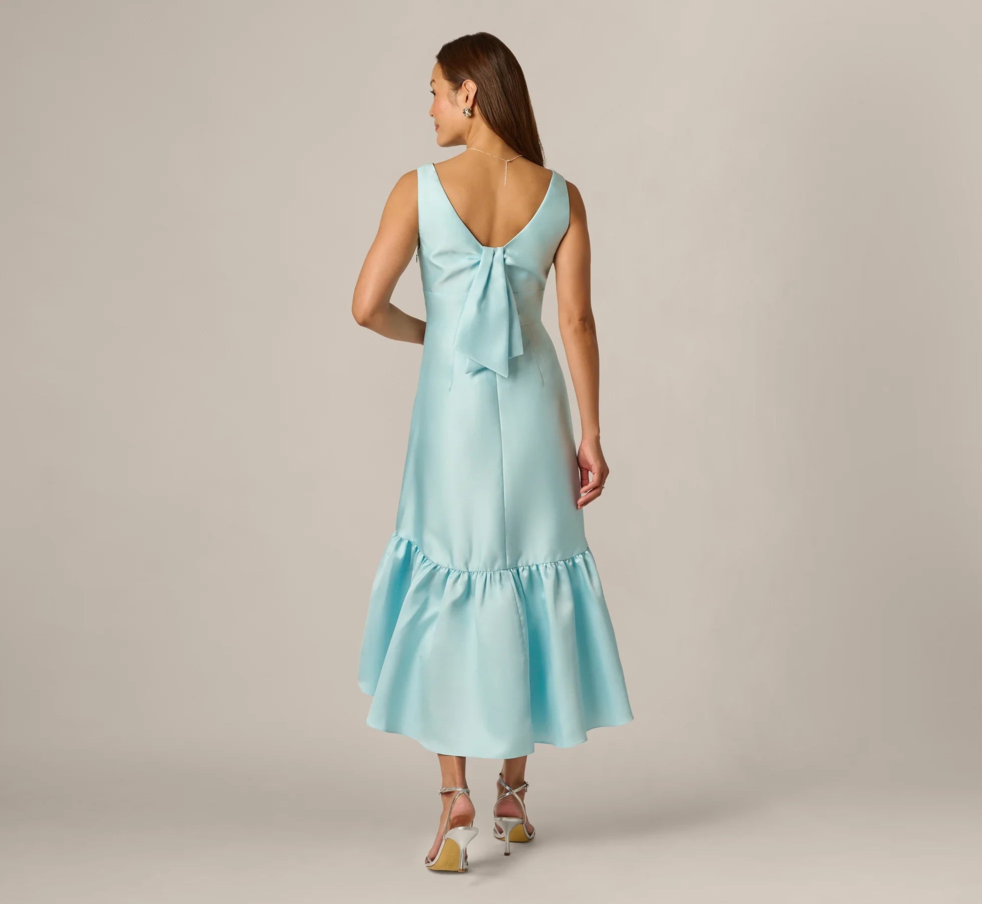 Chic Satin Sheath V-Neck Sleeveless Bow Back High-Low Mother of the Bride Dresses