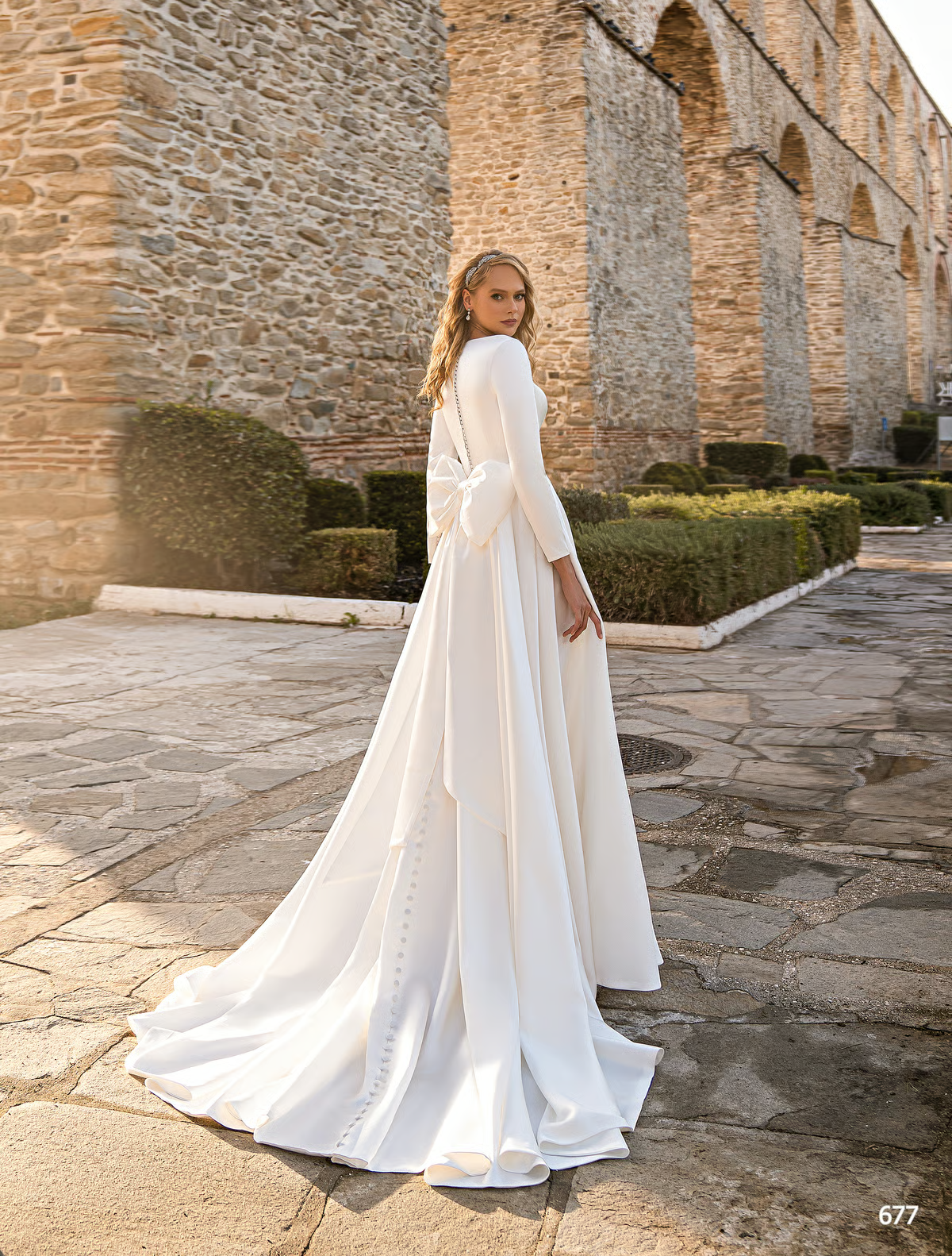 Chic Simple Satin A-Line Boat Neck Long Sleeves Bow Back Floor-Length Wedding Dresses