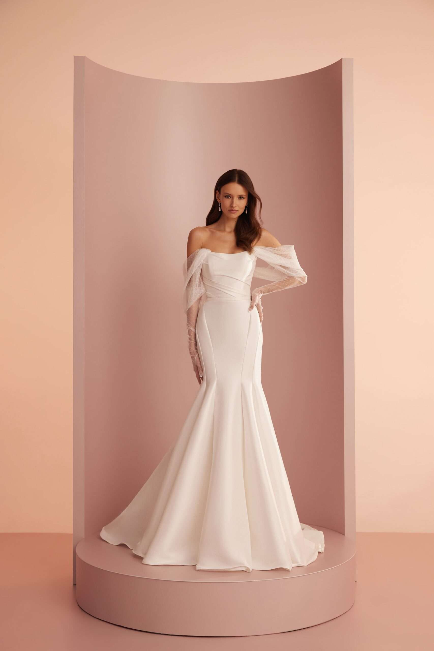 Chic Simple Satin Mermaid Off-Shoulder Long Sleeve Straight Back Floor Length Wedding Dresses