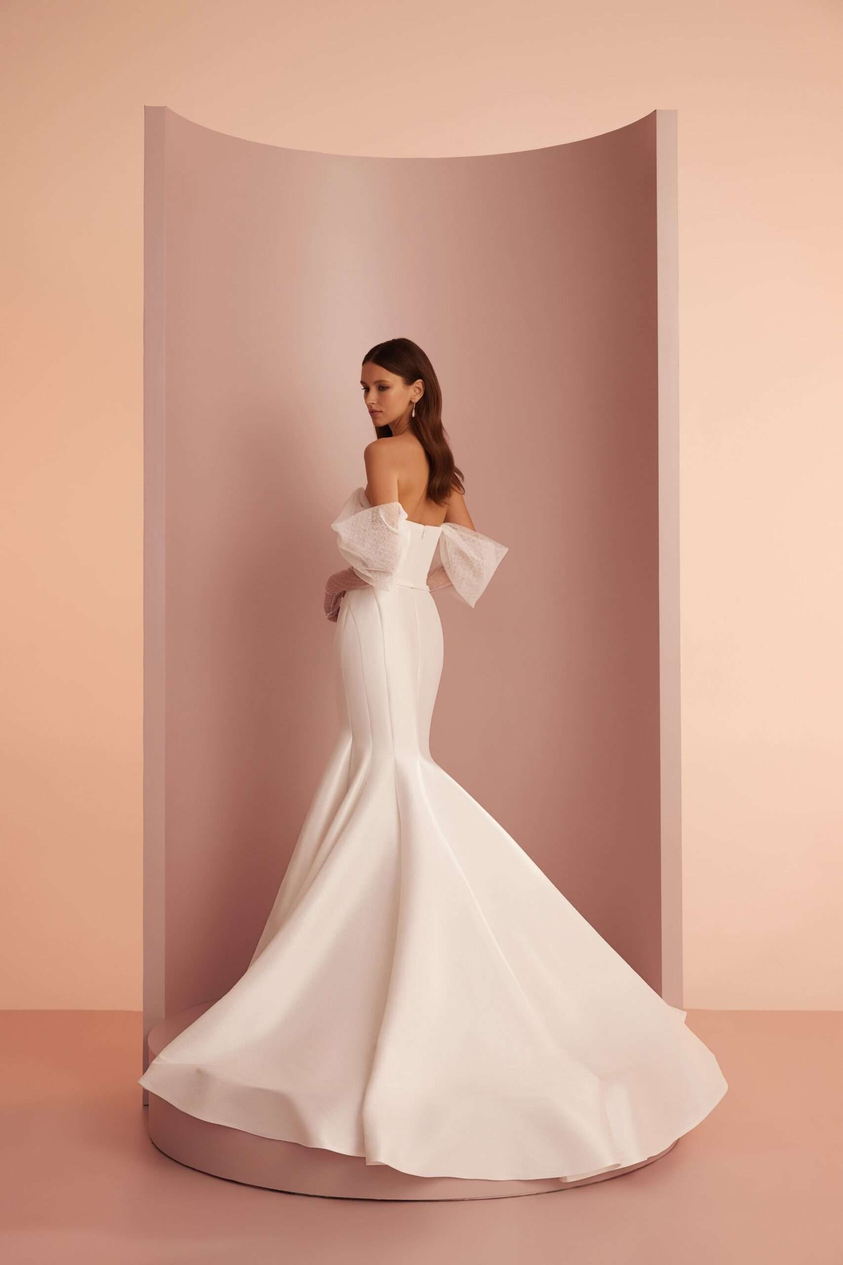 Chic Simple Satin Mermaid Off-Shoulder Long Sleeve Straight Back Floor Length Wedding Dresses