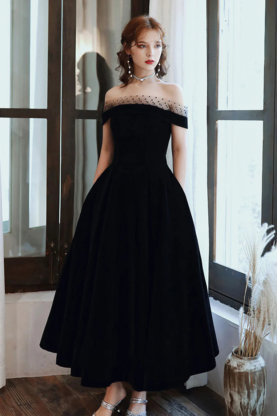 Cute Velvet A-Line Tea Length Prom Dresses, Black Party Dresses
