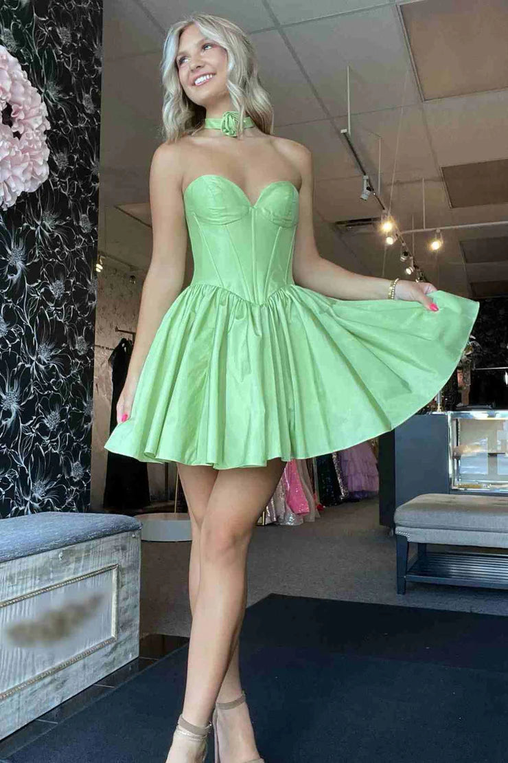 Cute A-Line Sweetheart Light Green Satin Homecoming Dresses