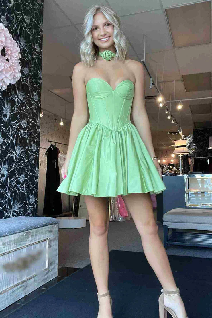 Cute A-Line Sweetheart Light Green Satin Homecoming Dresses