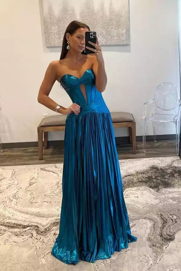 Dazzling Teal Metallic A-Line Gown with Strapless Sweetheart Neck & Cutout Bodice