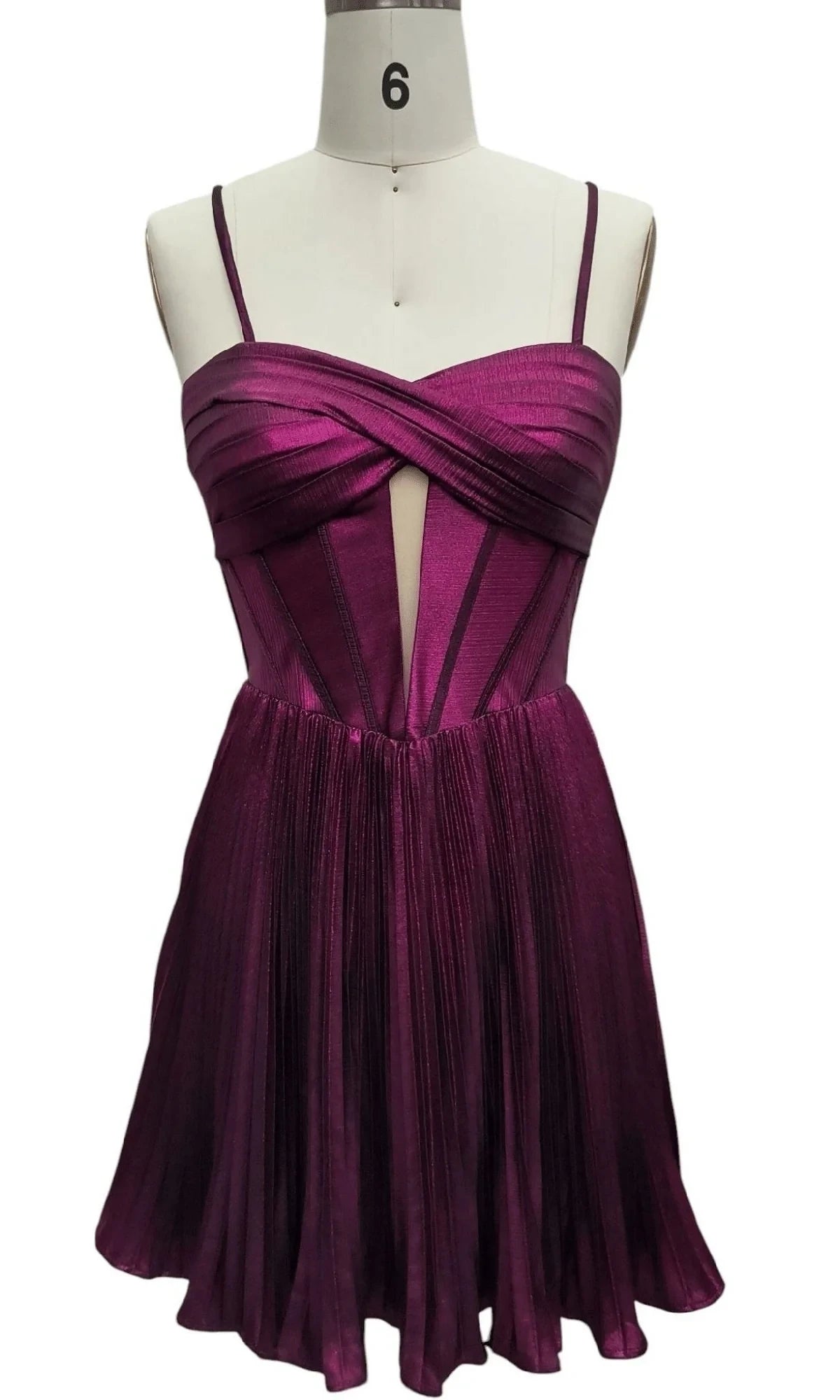 Dazzling Satin A-Line Sweetheart Plunge Sleeveless Zipper Back Short Homecoming Dresses