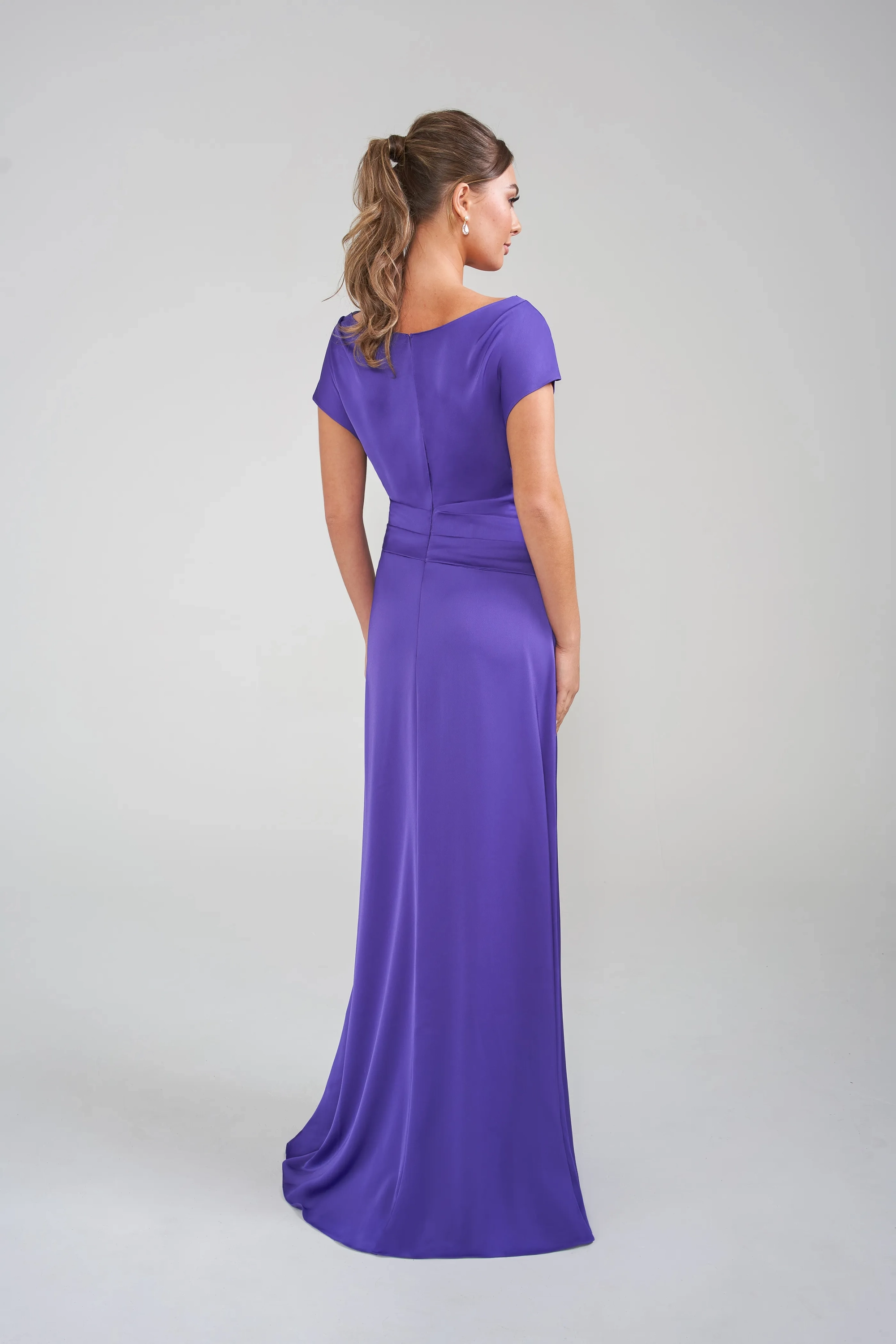 Draped Cowl Neck Short Sleeve Satin Column Floor-Length Mother of the Bride Dresses