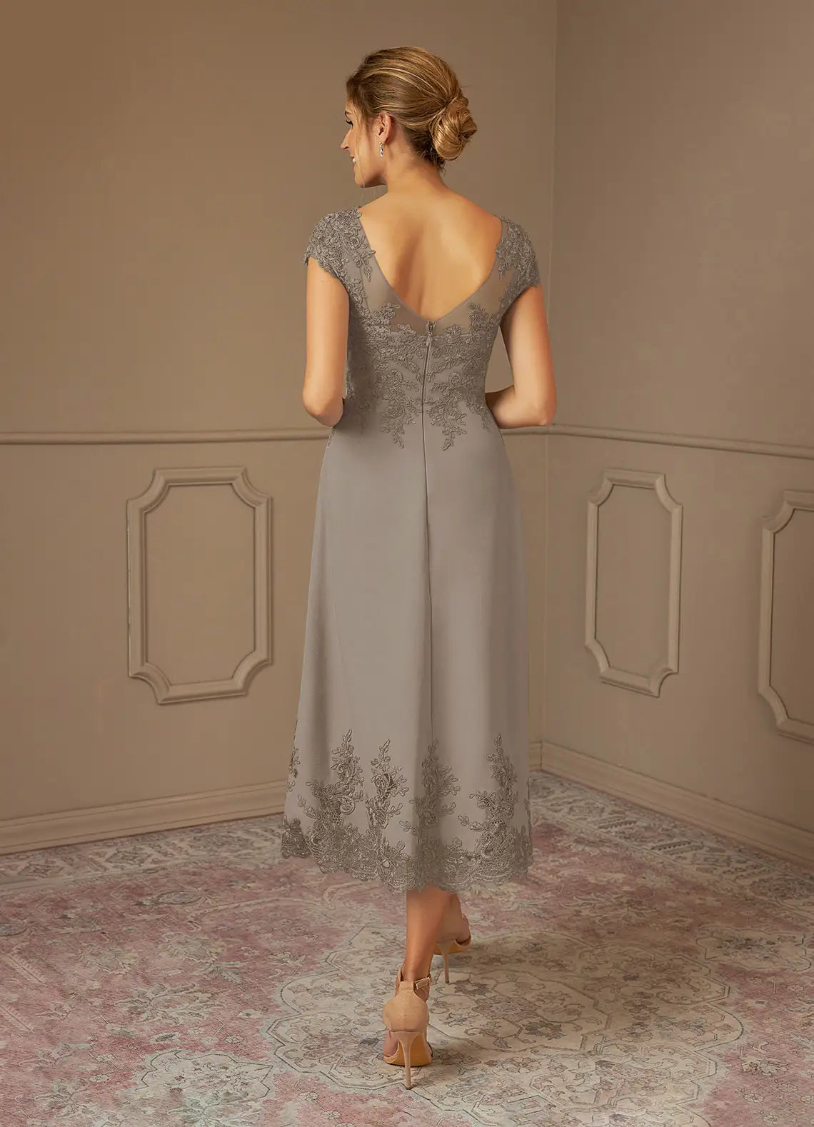 Elegant A-Line Bateau-Neck Cap-Sleeve Tea-Length Lace & Crepe Mother of the Bride Dress