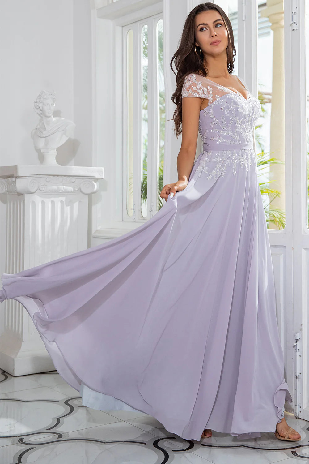 Elegant A-Line Sweetheart Neck Cap Sleeve Lace Applique Floor Length Mother of the Bride Dress