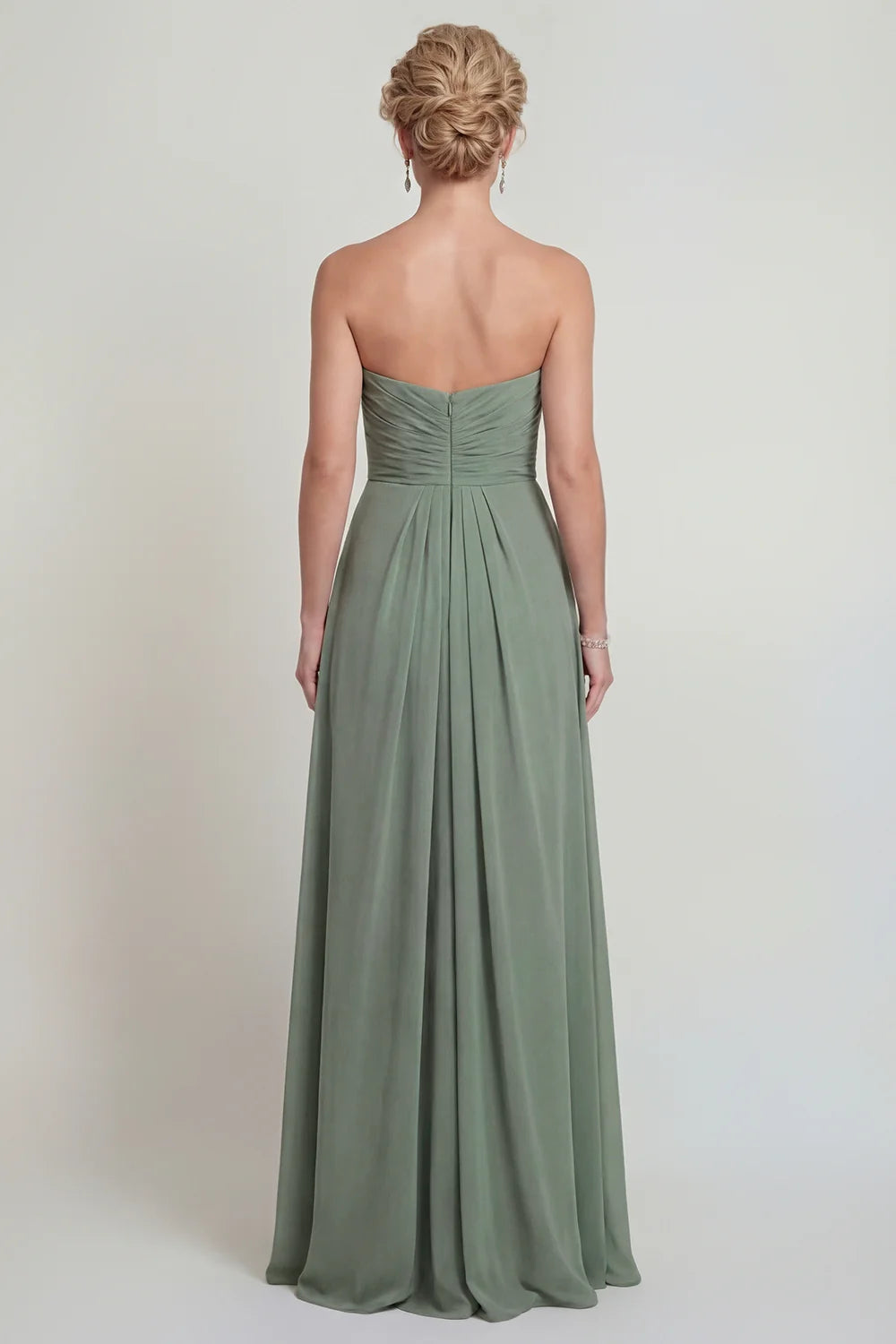 Elegant A-line Mother of the Bride Dress Strapless Sweetheart Neck Sleeveless Open Back Floor Length