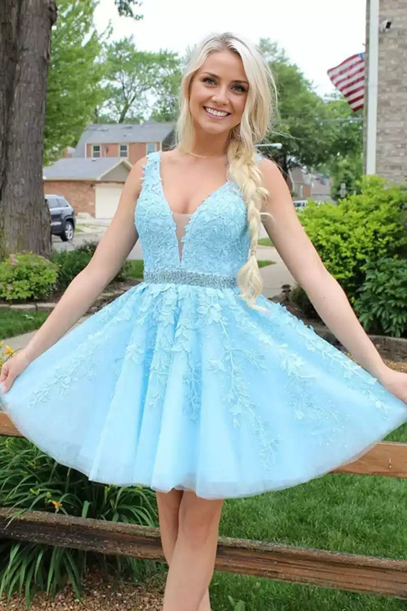 Elegant A-line chiffon short V-neck sleeveless applique tie back Homecoming Dresses