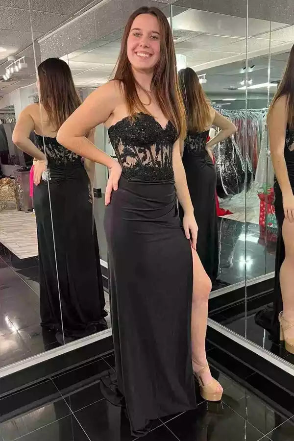 Elegant Black Lace & Jersey Mermaid Gown with Sweetheart Neck & Open Back