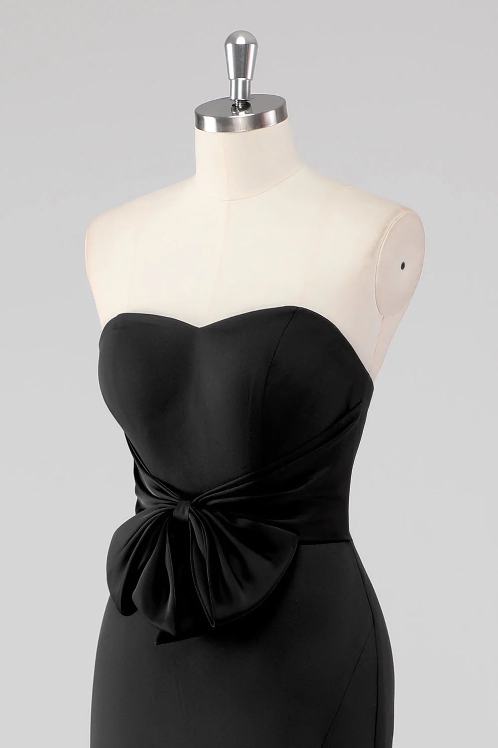 Elegant Black Mermaid Strapless Bow Detail Evening Dress with Slit