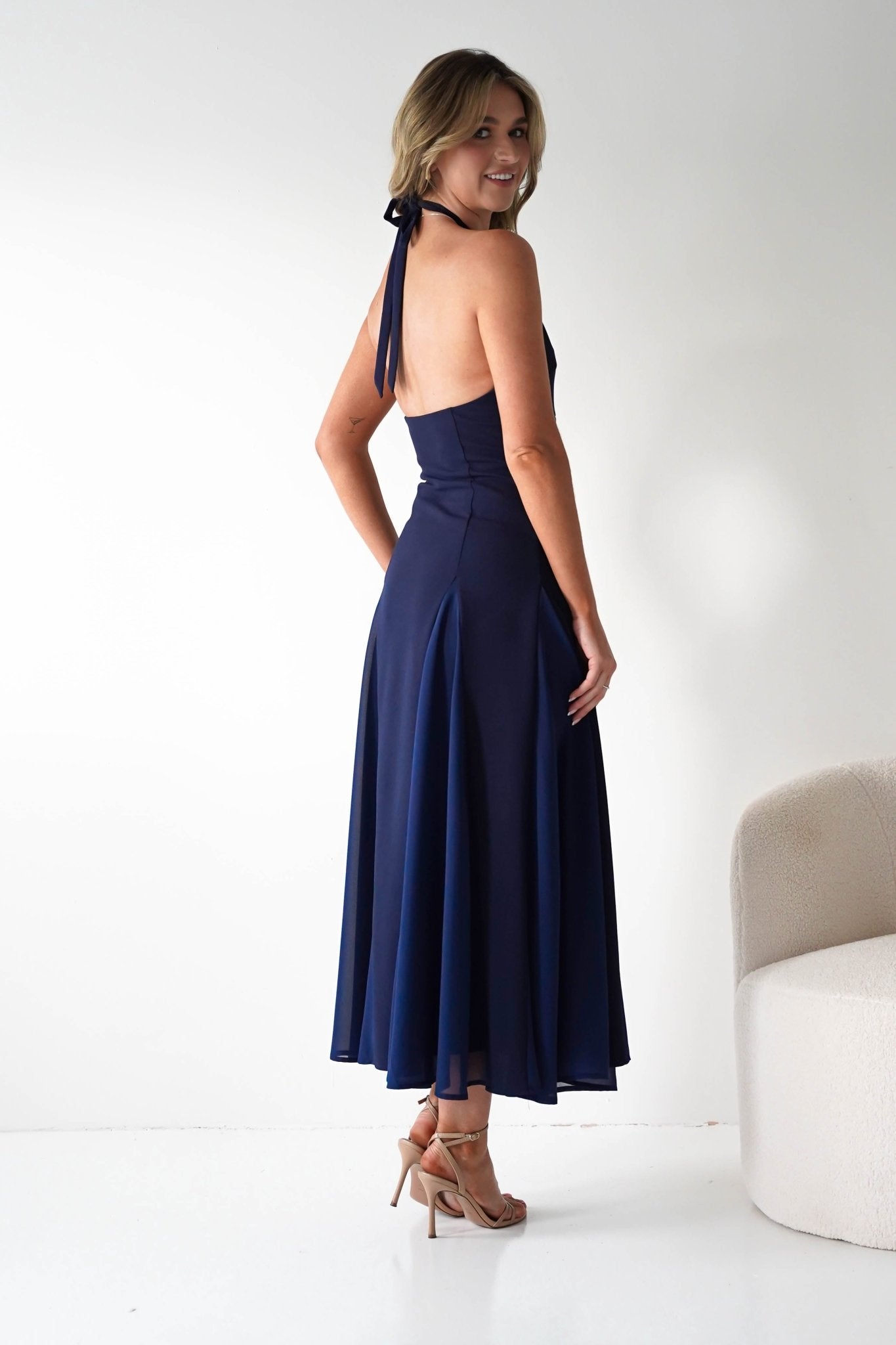 Elegant Chiffon Halter-Neck Open-Back Flared Midi Prom Dresses