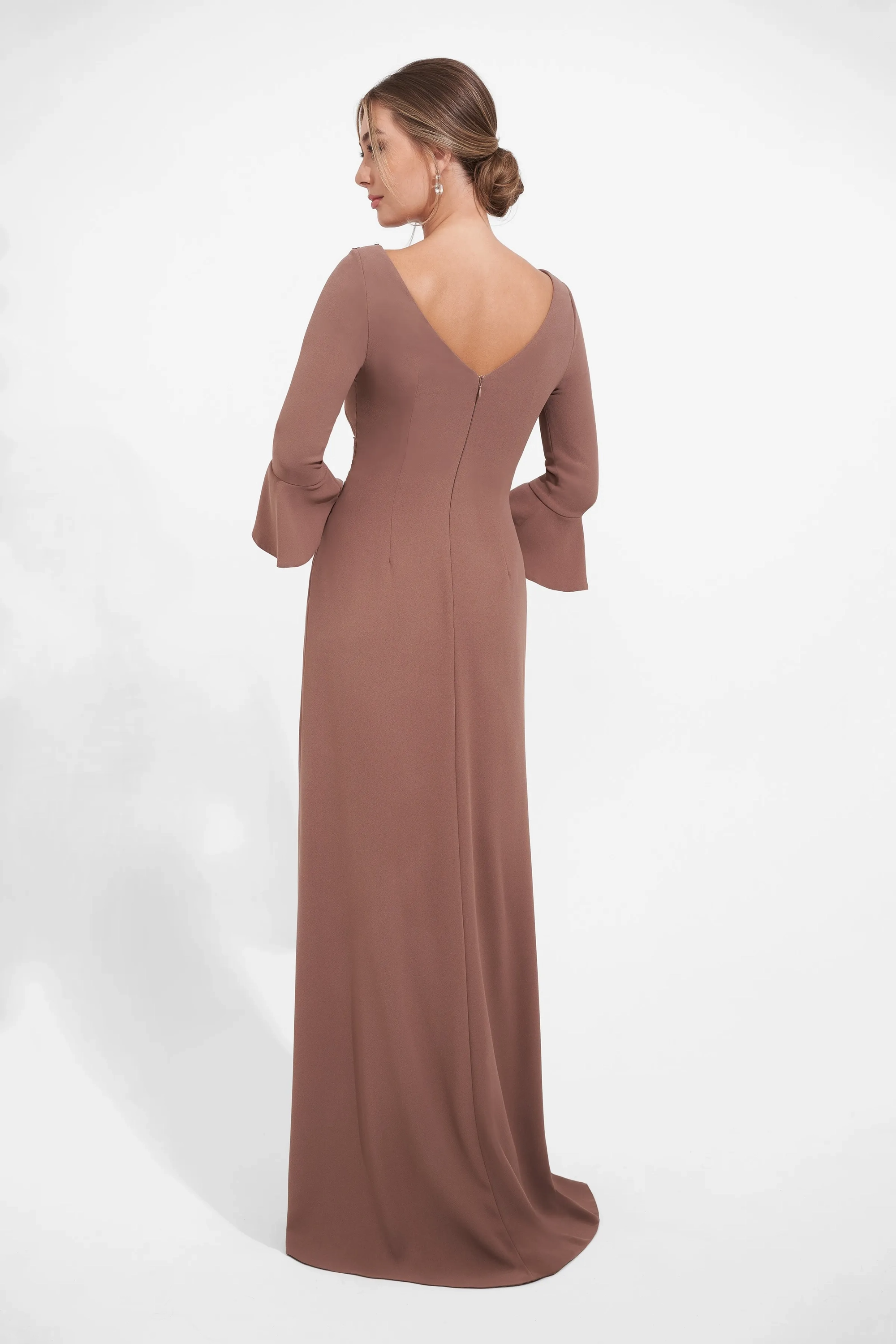 Elegant Column Boat Neck Bell Sleeve Floral Appliqué Slit Crepe Mother of the Bride Dresses
