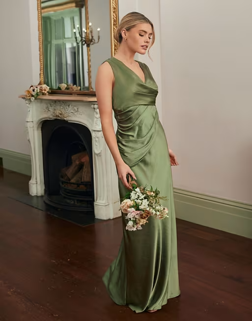 Elegant Column Cowl-Neck Sleeveless Straight-Back Floor-Length Bridesmaid Dress